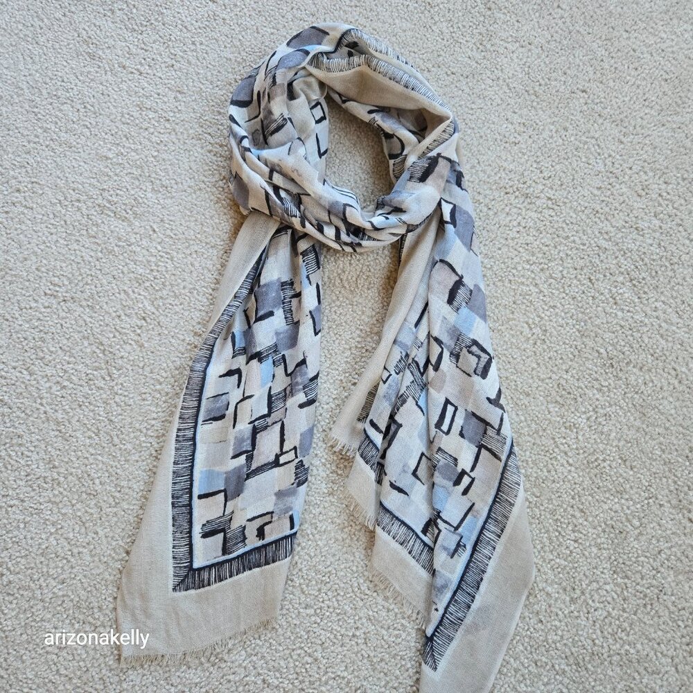 Kinross Cashmere Silk Scarf - Picture 2 of 10
